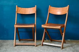 Paire de chaises pliantes vintage bois design années 1950