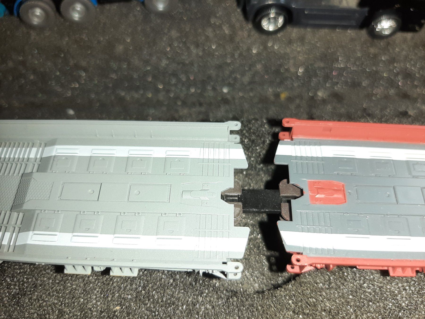 Fleischmann Modelleisenbahnen: FLEISCHMAN 2X 3211 AVEC CAMION – Gebraucht aus Avully von RIVALIS 6