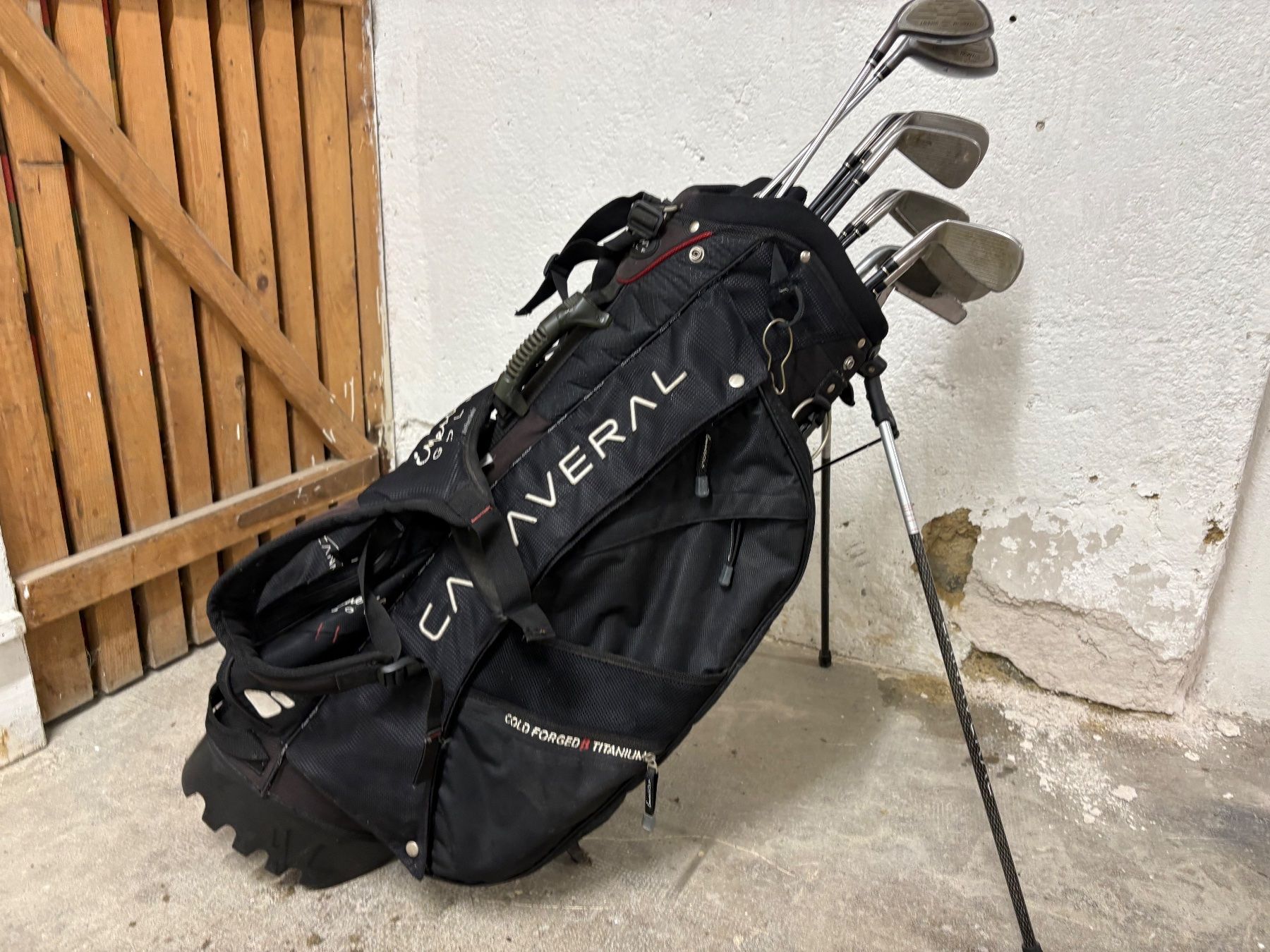 Taylor Made Schläger & Sets: Set golf complet droitier TaylorMade 320 graphite – Gebraucht aus Lausanne von LioLau