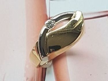 Anelli: 750 Goldring mit 1Brillant – Nuovo (secondo la descrizione) da Unterägeri venduto da Altgoldschmuck 6