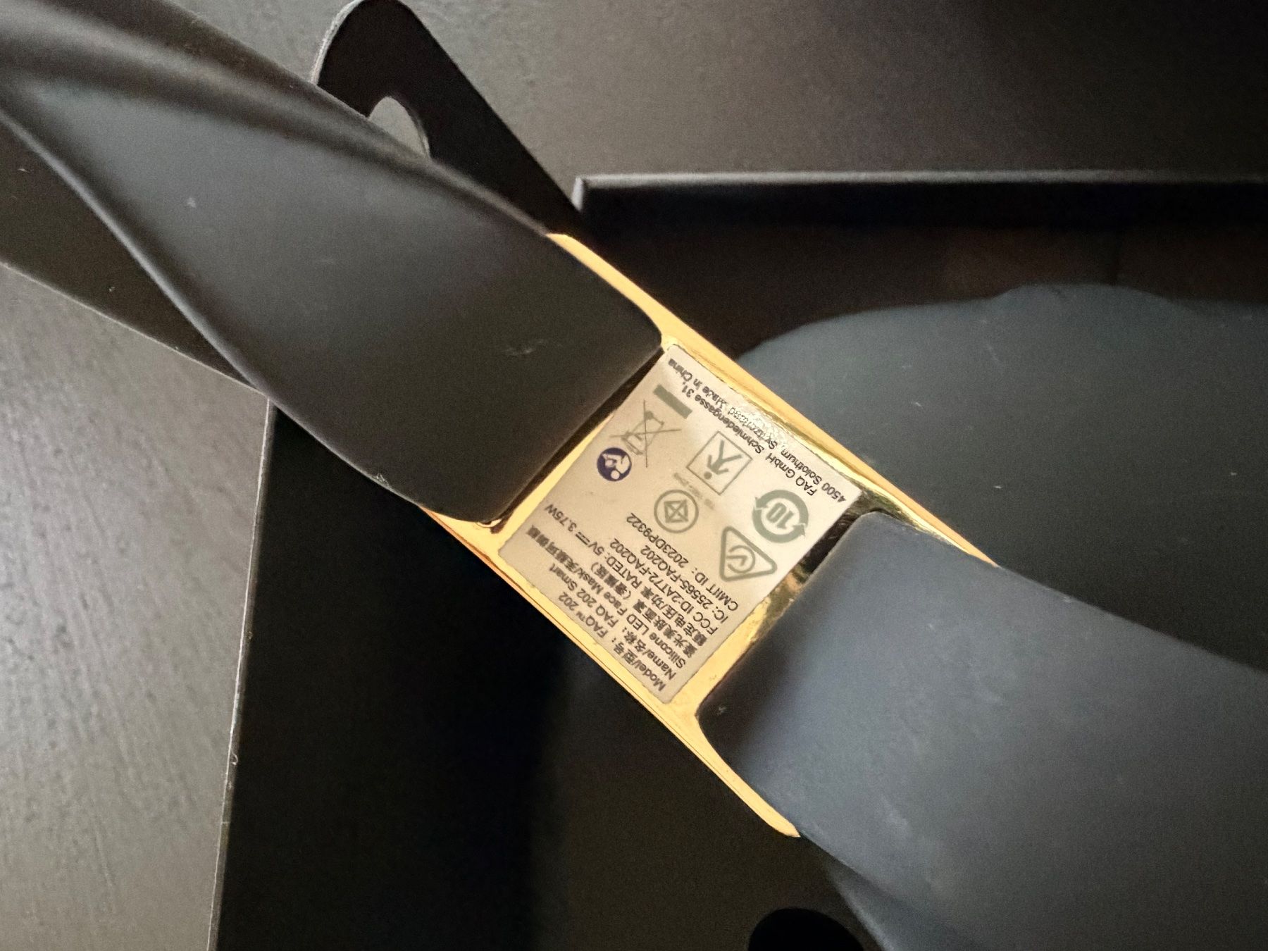 Masques: Vends FAQ masque LED – D'occasion à Denens par flo_5twz 2