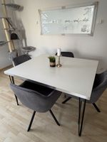 Esstisch weiss mit schwarzen Hairpin Legs guter Zustand