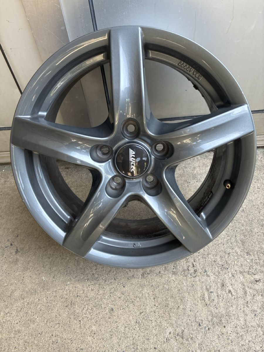 Volkswagen Cerchioni: 4Jante alu 5 branches gris anthracite  – Usato da Lully FR venduto da myr_pzt8