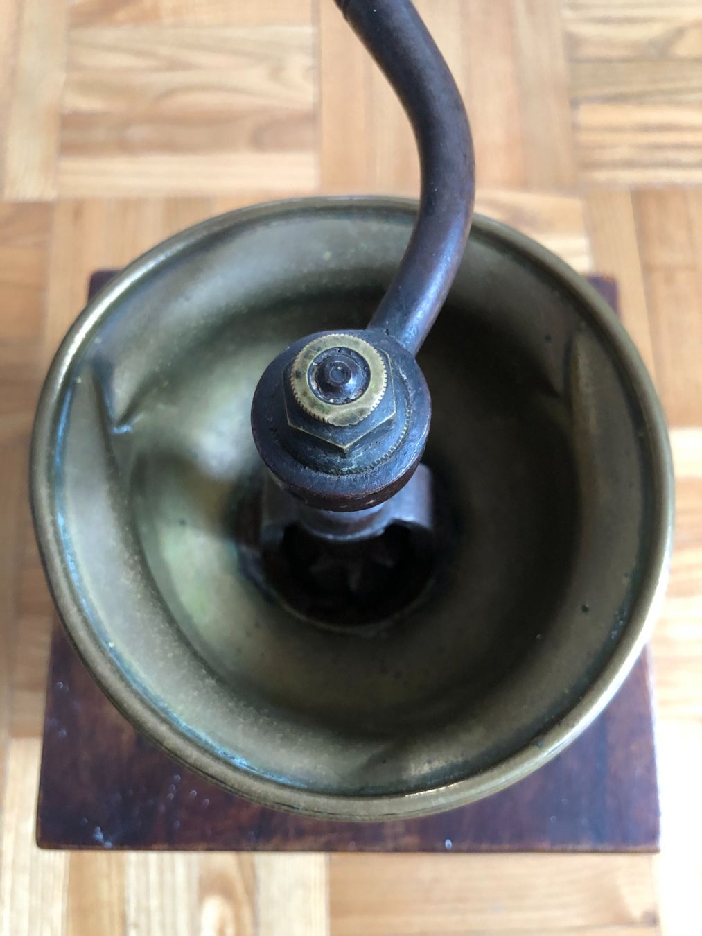 Elettrodomestici da cucina: Antike Kaffeemühle aus Holz – Usato da Binningen venduto da Steffisboerse 3