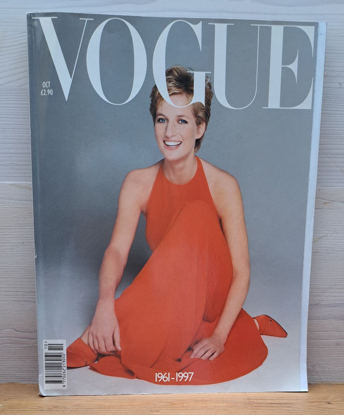 Riviste & Magazine: Vintage 1997 Lady Di Vogue Modeheft – Usato da Reutigen venduto da IrisFashion