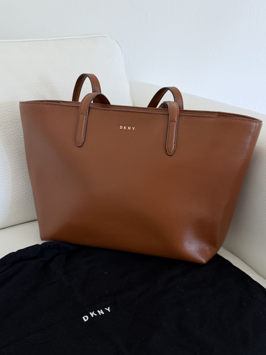 DKNY Borse da donna: DKNY Handtasche neuwertig – Nuovo (secondo la descrizione) da Ennetbaden venduto da as_ytj8 1