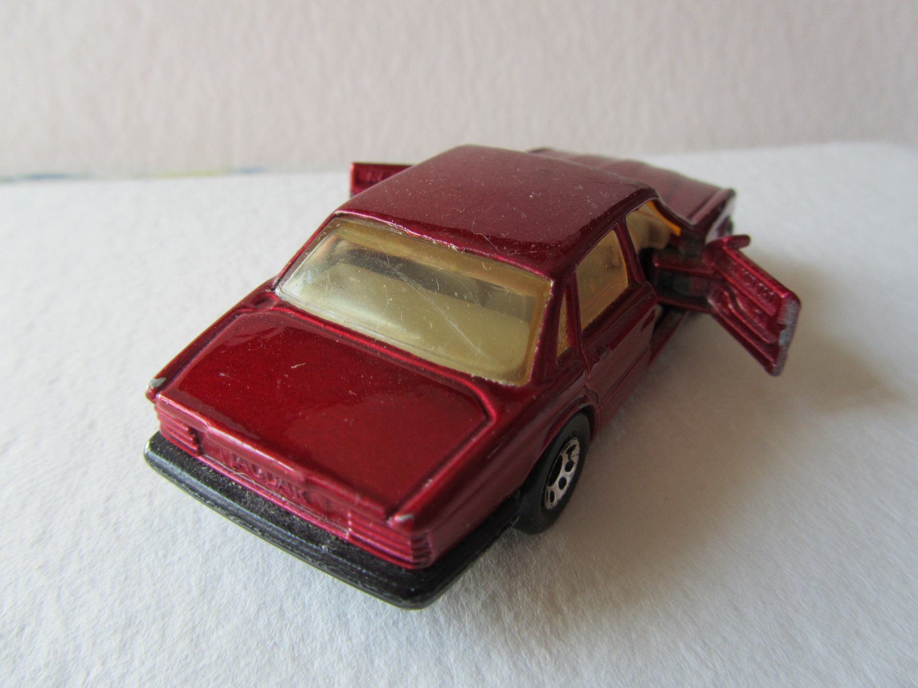 Matchbox Modellautos: Jaguar XJ6, Matchbox Macau – Gebraucht aus Weiningen ZH von dietsch57 3