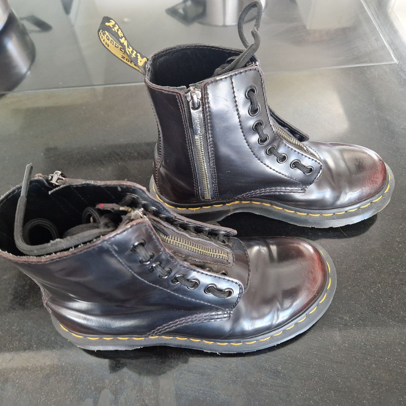 Dr. Martens Herrenschuhe: Dr.Martens Pascal Front Zip, Gr.36, Neuwertig – Gebraucht aus Gränichen von sunchi07 1