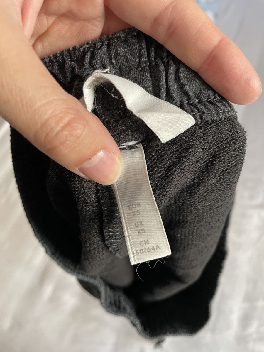 Pantaloni: graue Stoffhose – Usato da St. Gallen venduto da msc_23 2