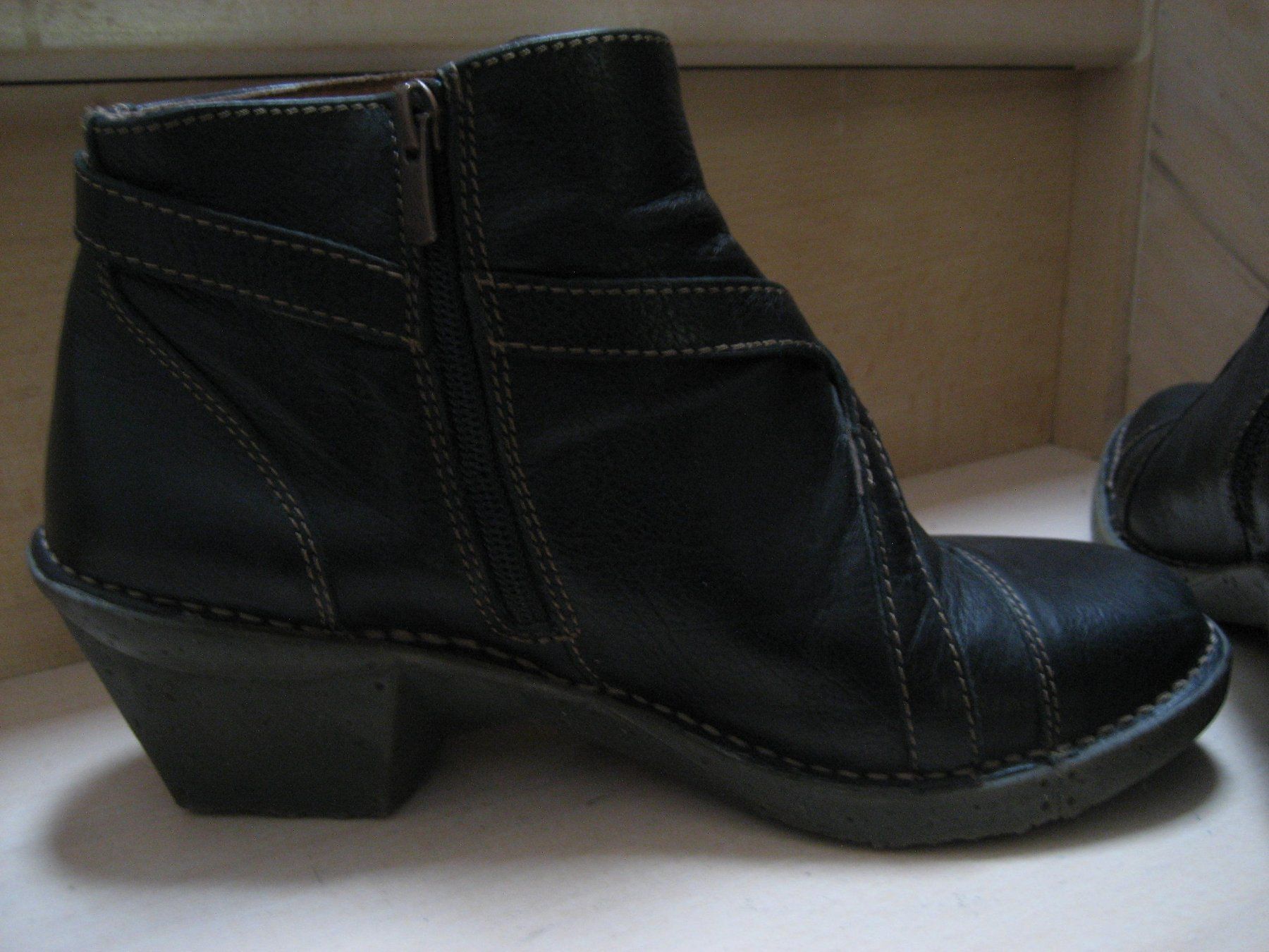 Art Scarpe da donna: Bottines ART grandeur 39 – Nuovo (secondo la descrizione) da Delémont venduto da marryb 5