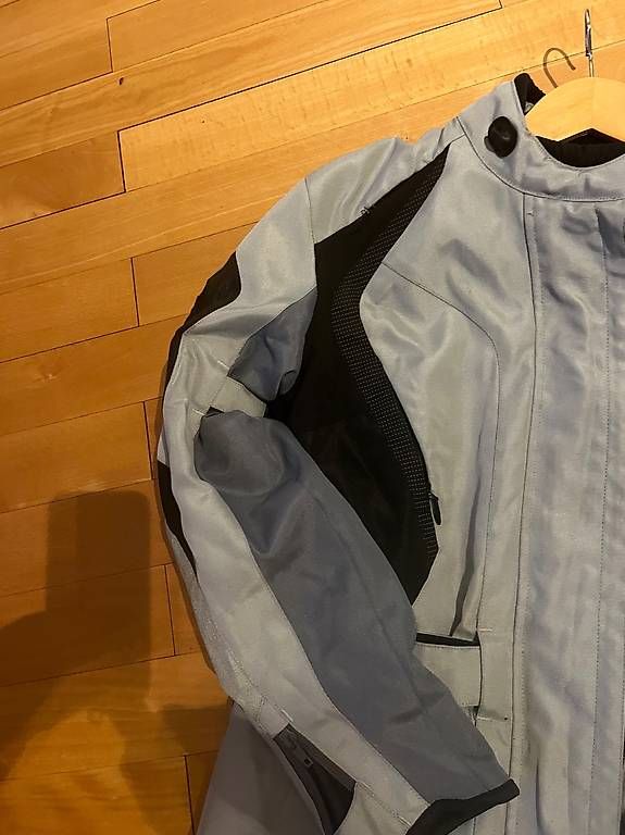 Giacche: Töffjacke neuwertig  – Usato da Unterterzen venduto da bar_vvm6 2