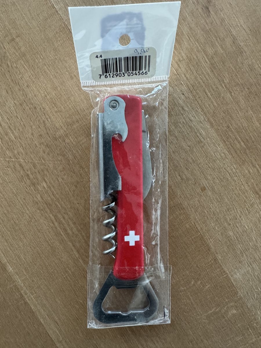 Apribottiglie & Tappi per chiusura: Zapfenzieher Switzerland – Nuovo (secondo la descrizione) da Kloten venduto da carro49 1