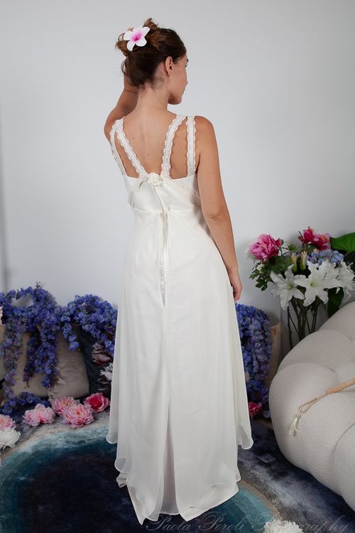 Lotti di vestiti: Lot de 2 robes de mariée + 2 jupes vintage – Usato da Genève venduto da pao_8srw
