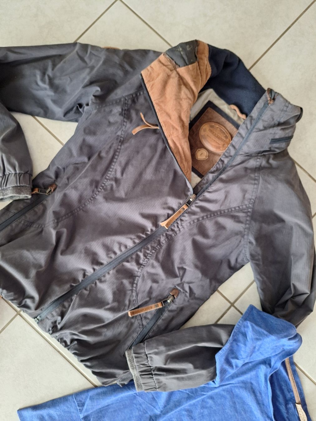 Naketano Lotti di vestiti: 3 tgl Oberteilset gr M – Usato da Stettlen venduto da lostme 1