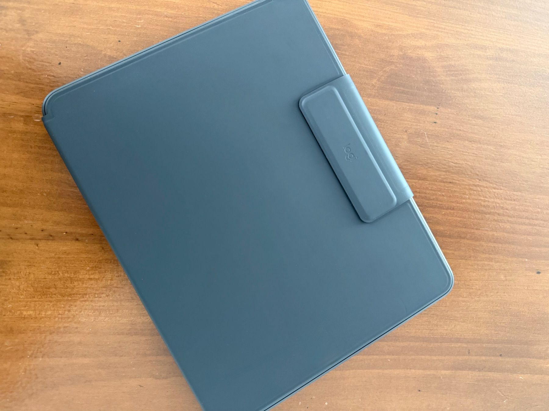 Logitech Tastiere: Logitech Slim Folio iPad Pro 12.9 CH-Layout – Nuovo (secondo la descrizione) da lyss venduto da pad_mxw9 2