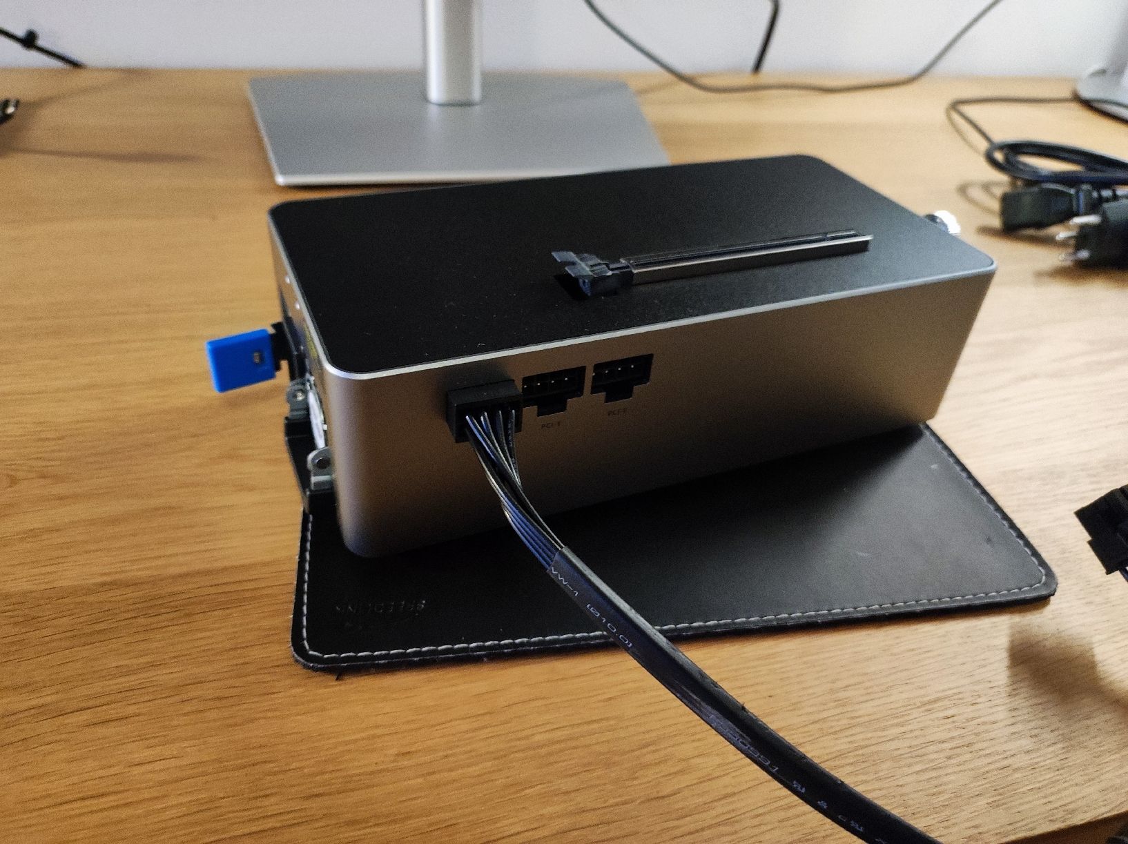 Aoostar AG01 eGPU Dock OCuLink 800W – boîtier GPU externe (Neuf avec ...