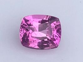 SAPHIR pink (N)= unbehandelt  cushion   0.93cts  Sri Lanka