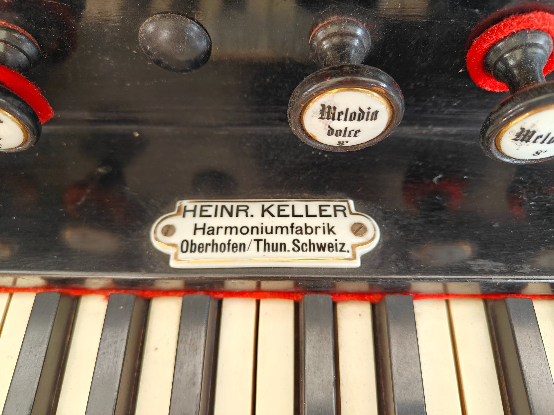 Strumenti musicali: Antikes Harmonium (Heinrich Keller) – Usato da Luzern venduto da osw_952s 1