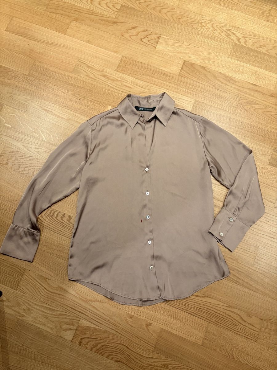 Zara Camicette: ZARA Satin Bluse XS/34 – Usato da Zürich venduto da Sandraastoll