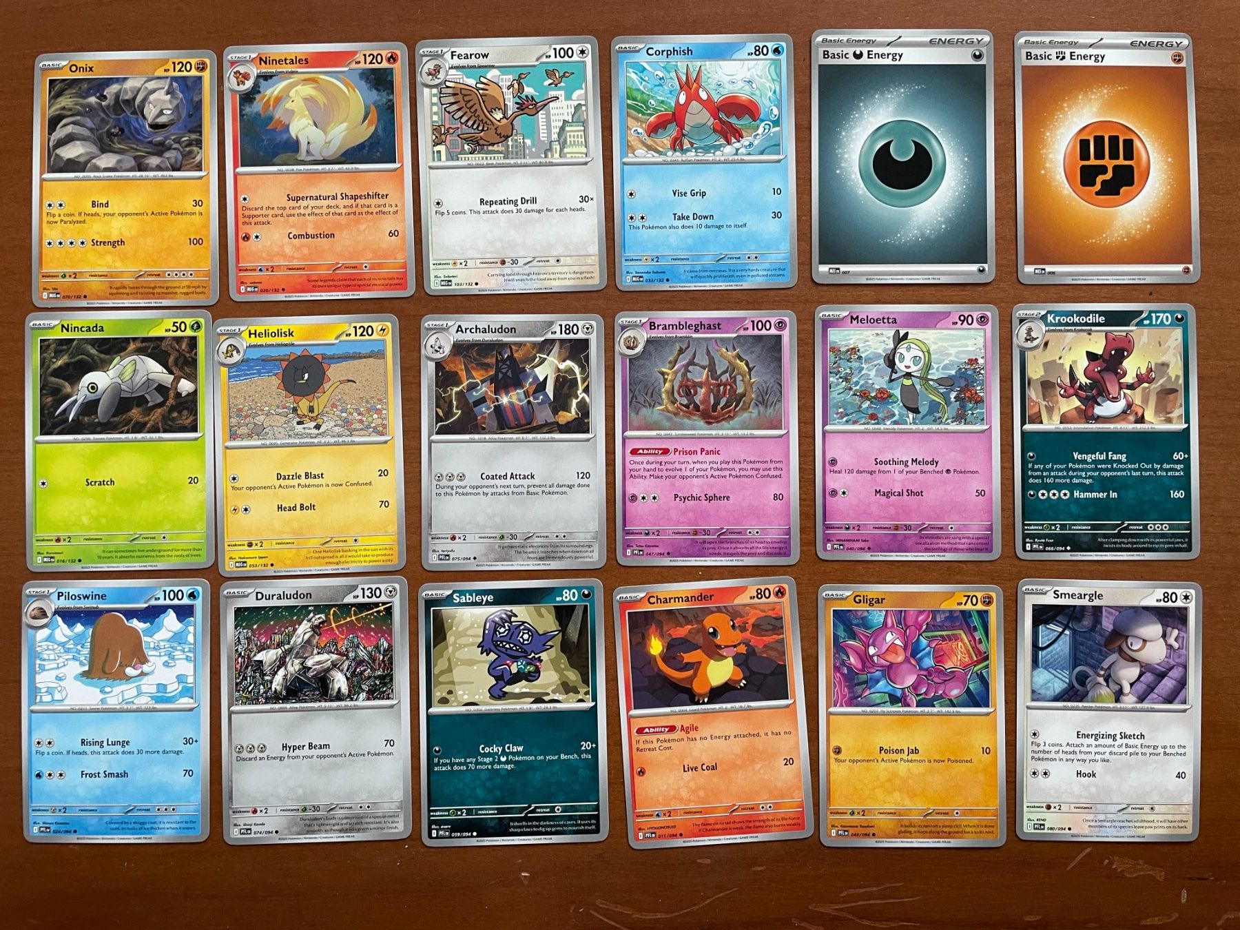 Pokémon Carte collezionabili: Pokemon Karten Set (Versand gratis) – Nuovo (secondo la descrizione) da Chur venduto da Angerson
