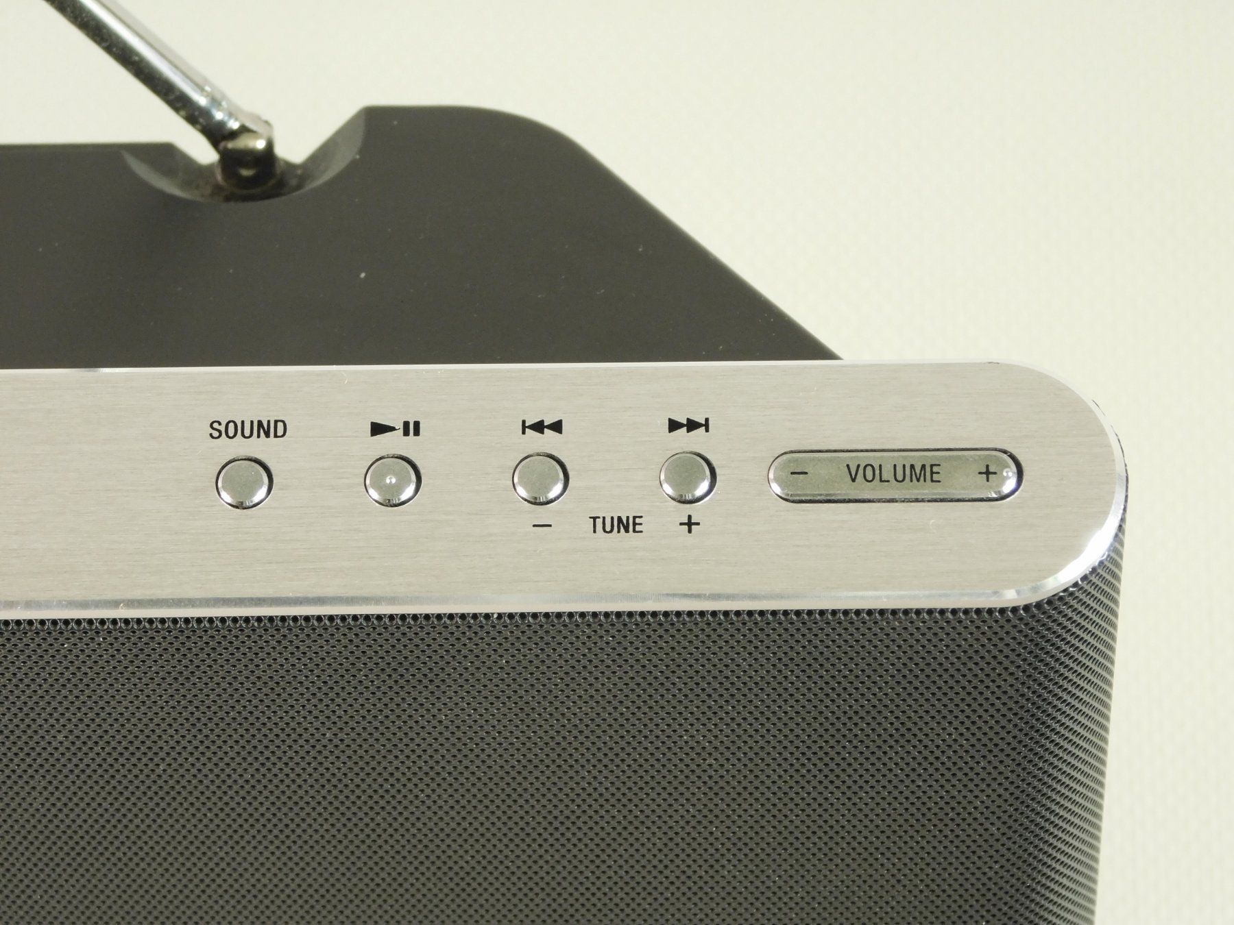 Sony Radio: Sony RDP-X200iP Bluetooth Lautsprecher & Dockingstation – Usato da Emmenbrücke venduto da Ulisse-22 2