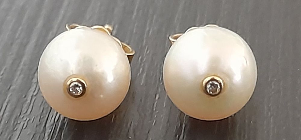 Boucles D'oreilles Puces En Platine Avec Perles Akoya Véritables - Dormeuses - Neuf Avec étiquettes