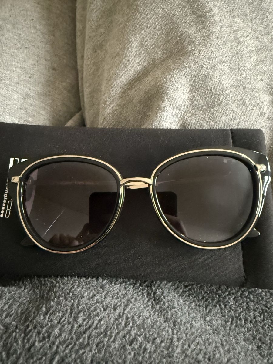 Occhiali & Lenti: Roberto Sonnenbrille – Usato da Luzern venduto da Grawp