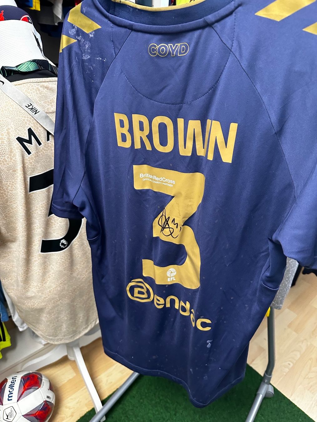 Hummel Leibchen & Hosen: Matchworn AFC Wimbledon – Gebraucht aus Chur von Cdk1 1