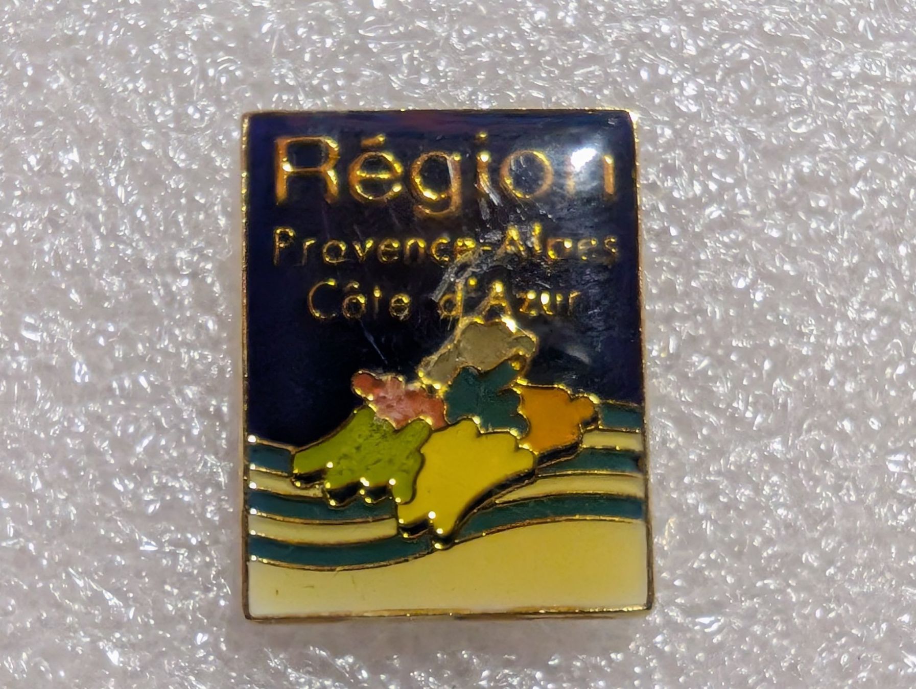 Plaketten & Abzeichen: Ansteckpin 238: Region – Gebraucht aus Oppligen von Pin-Fall-Shop