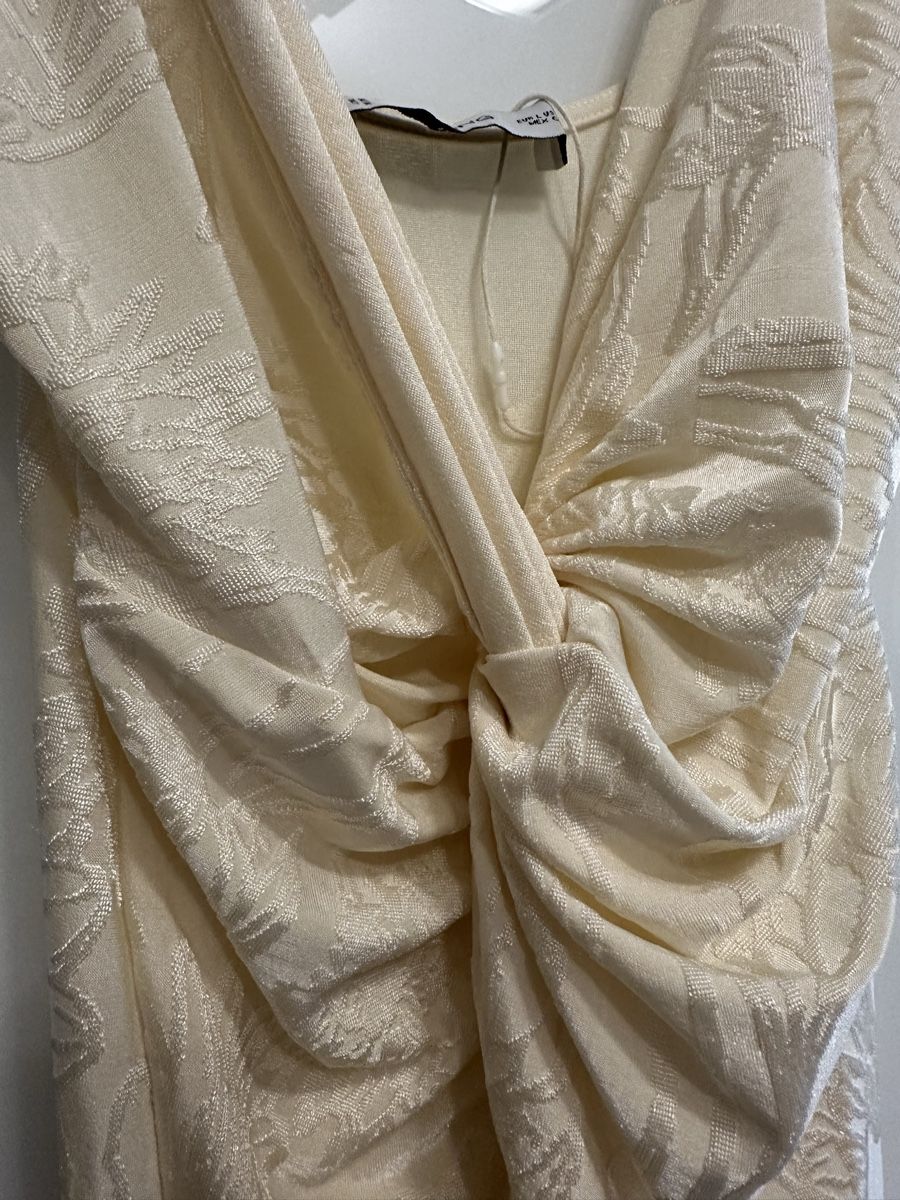 Kleider: Mango – Neu (gemäss Beschreibung) aus Basel von BSLina 2