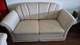 Sofa beige gemustert 2-Sitzer  und 3-Sitzer gepflegt