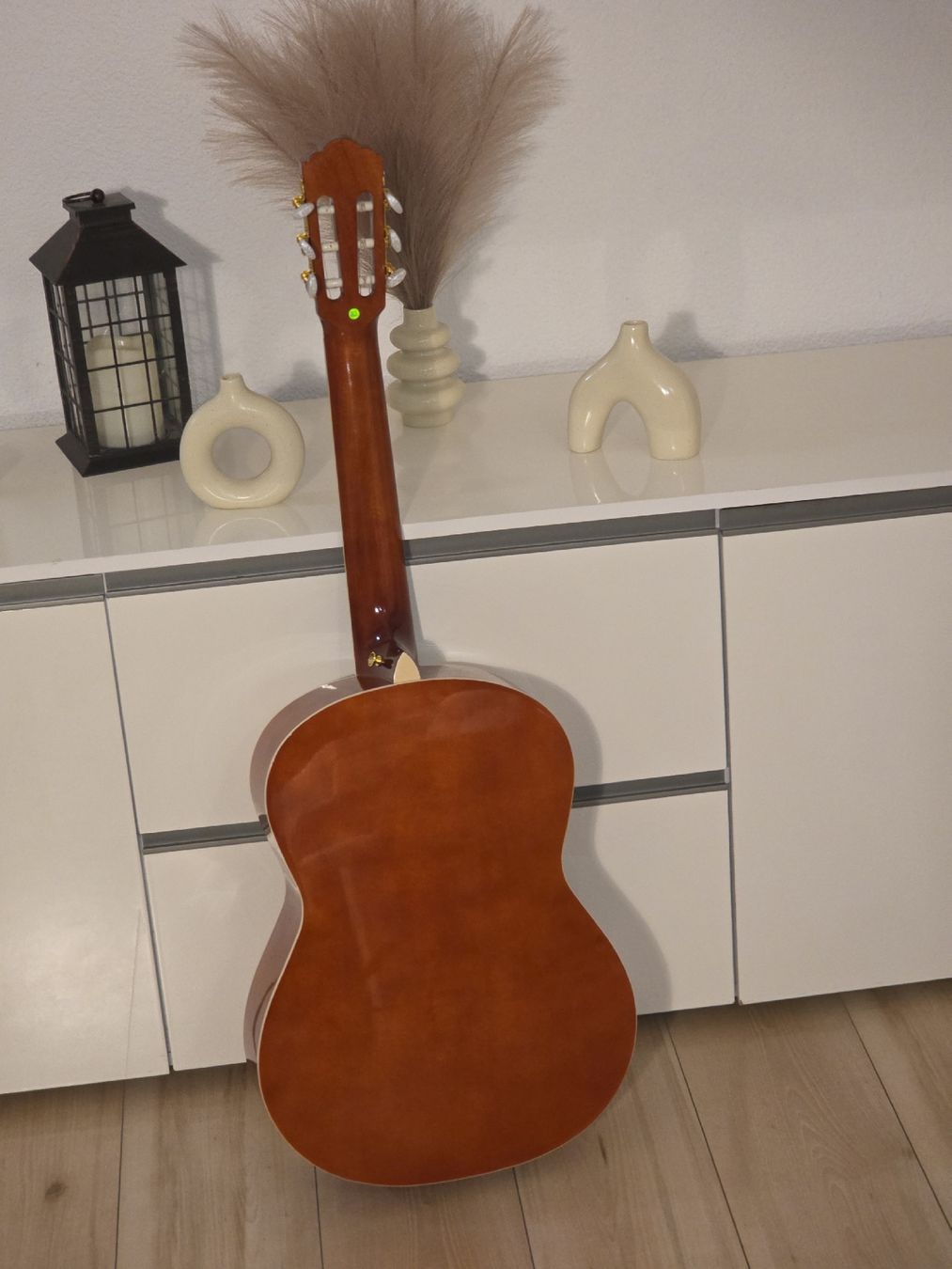 Strumenti musicali: Custom Trans Acoustic Klassische Gitarre – Nuovo (secondo la descrizione) da Schuepfheim venduto da Guttime 4