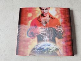 Prince  -  Planet Earth / Mit 3D Cover