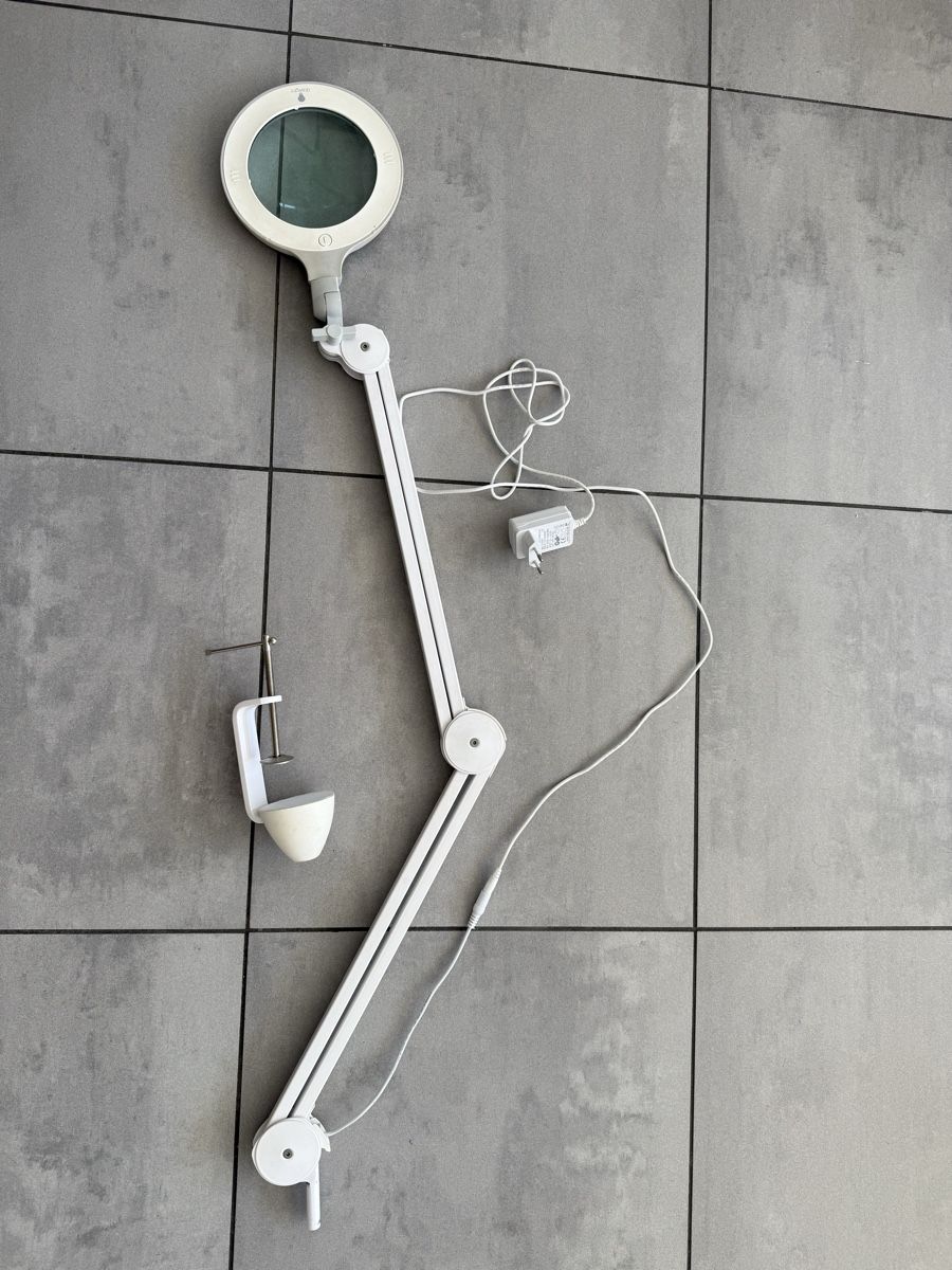 Lampes: Kosmetiklampe mit Lupe (daylight) – D'occasion à Meggen par vio_2wm9 2