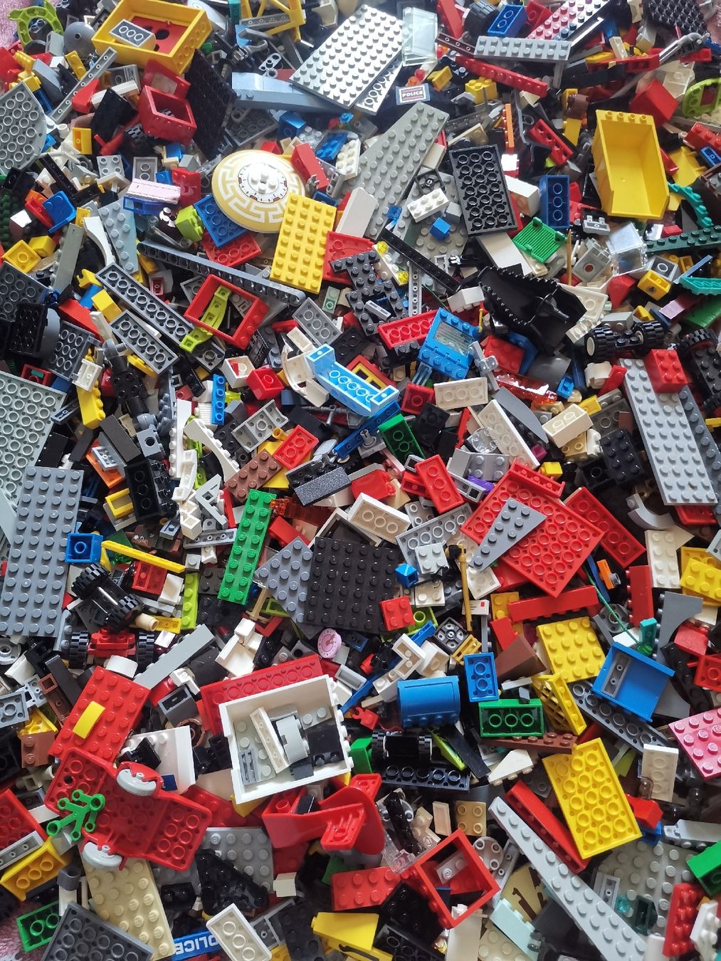 Lego Jouets: Lego "Schrott" ca 2,6 Kilo – D'occasion à Effretikon par Superkarin7
