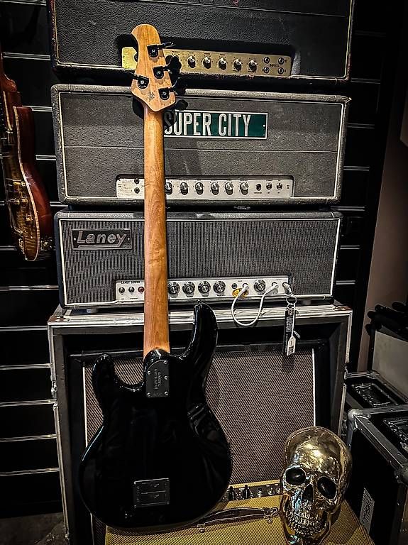Music Man Strumenti musicali: Musicman Stingray Special Black H – Usato da Montreux venduto da Alligator-AMPS 3