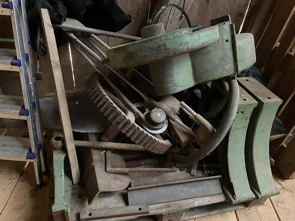 Tutte le macchine: Papierschneidmaschine, zerlegt – Usato da Endingen venduto da benjaminsteiner