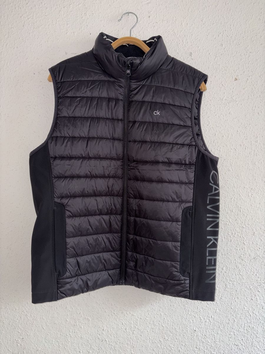 Calvin Klein Gilets & Westen: Calvin Klein Lightweight vest XL – Gebraucht aus Genève von xamime