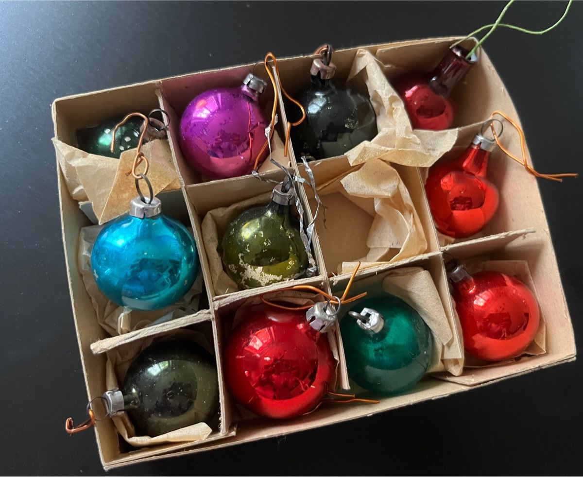 Tutte le decorazioni: Mini Weihnachtskugeln – Usato da Zürich venduto da Nowstalgia