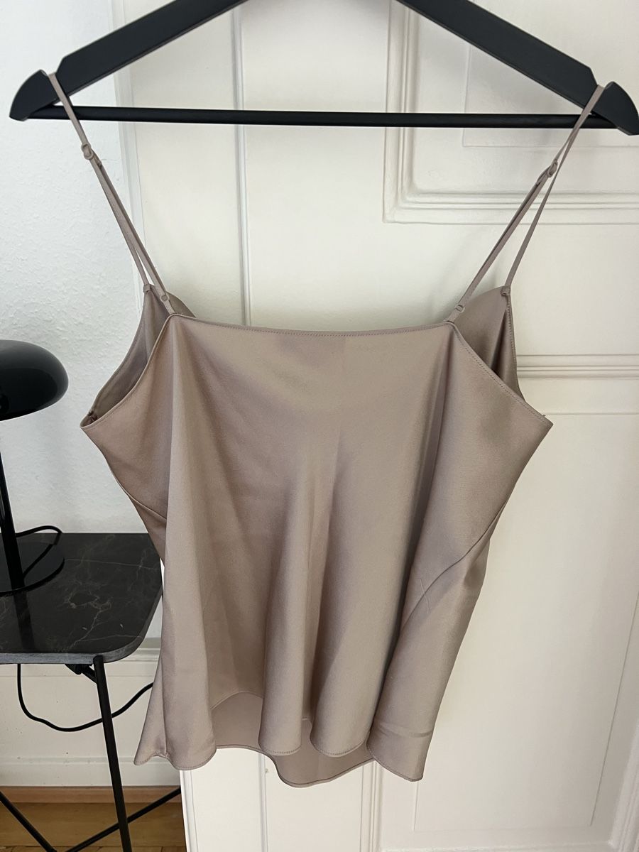 Top: Top Vince pure soie  – Nuovo (secondo la descrizione) da Genève venduto da MinimalistDressing 2