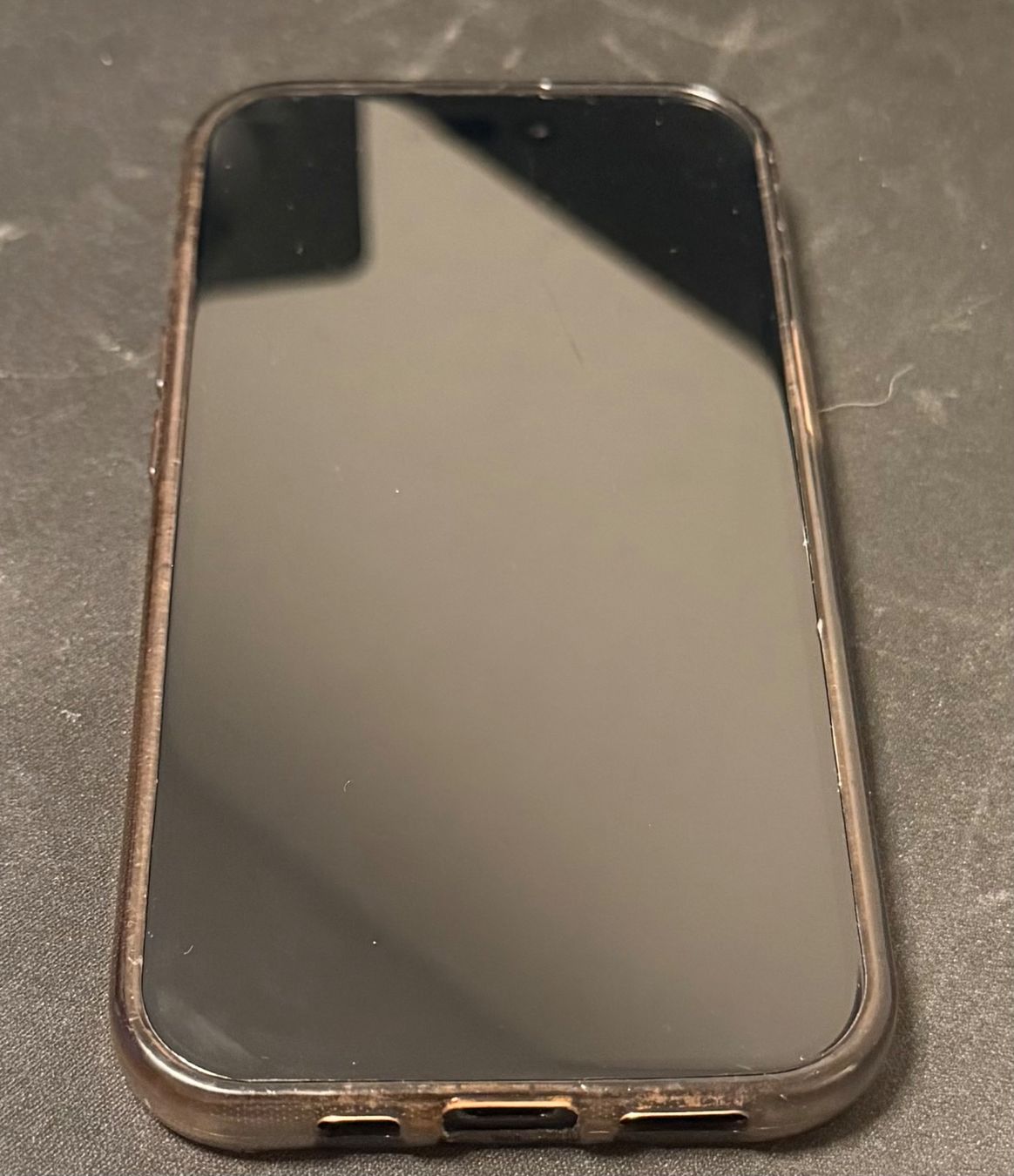 Apple Telefoni cellulari / Smartphones: Iphone 15 128GB Schwarz – Usato da Russikon venduto da _guitgarguy