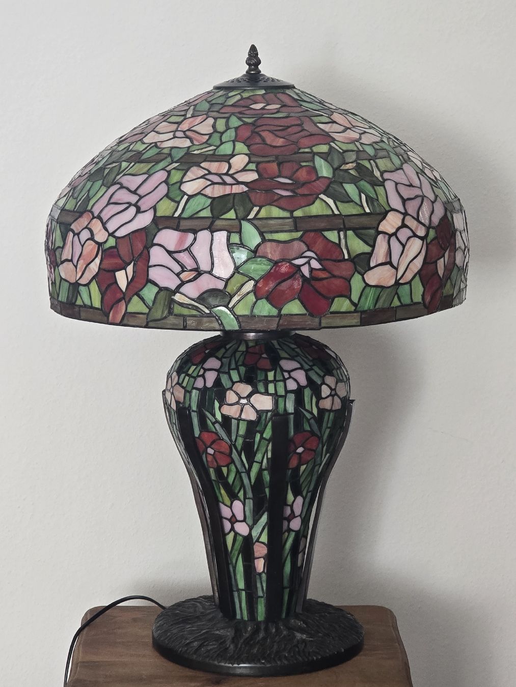 Lampen: Tiffany Lampe mit Blumenmuster  – Gebraucht aus Volketswil von rerererarara 9