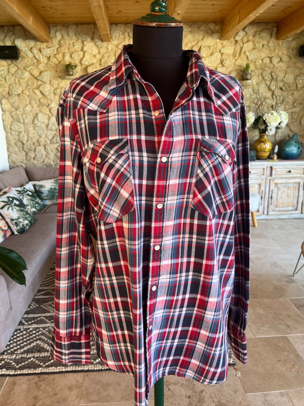 Levi's Chemises: Chemise LEVIS XL – Neuf (Voir description) à Seiry par vanille08
