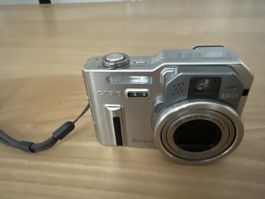 Casio EX-Z600 Digitalkamera mit Tasche guter Zustand