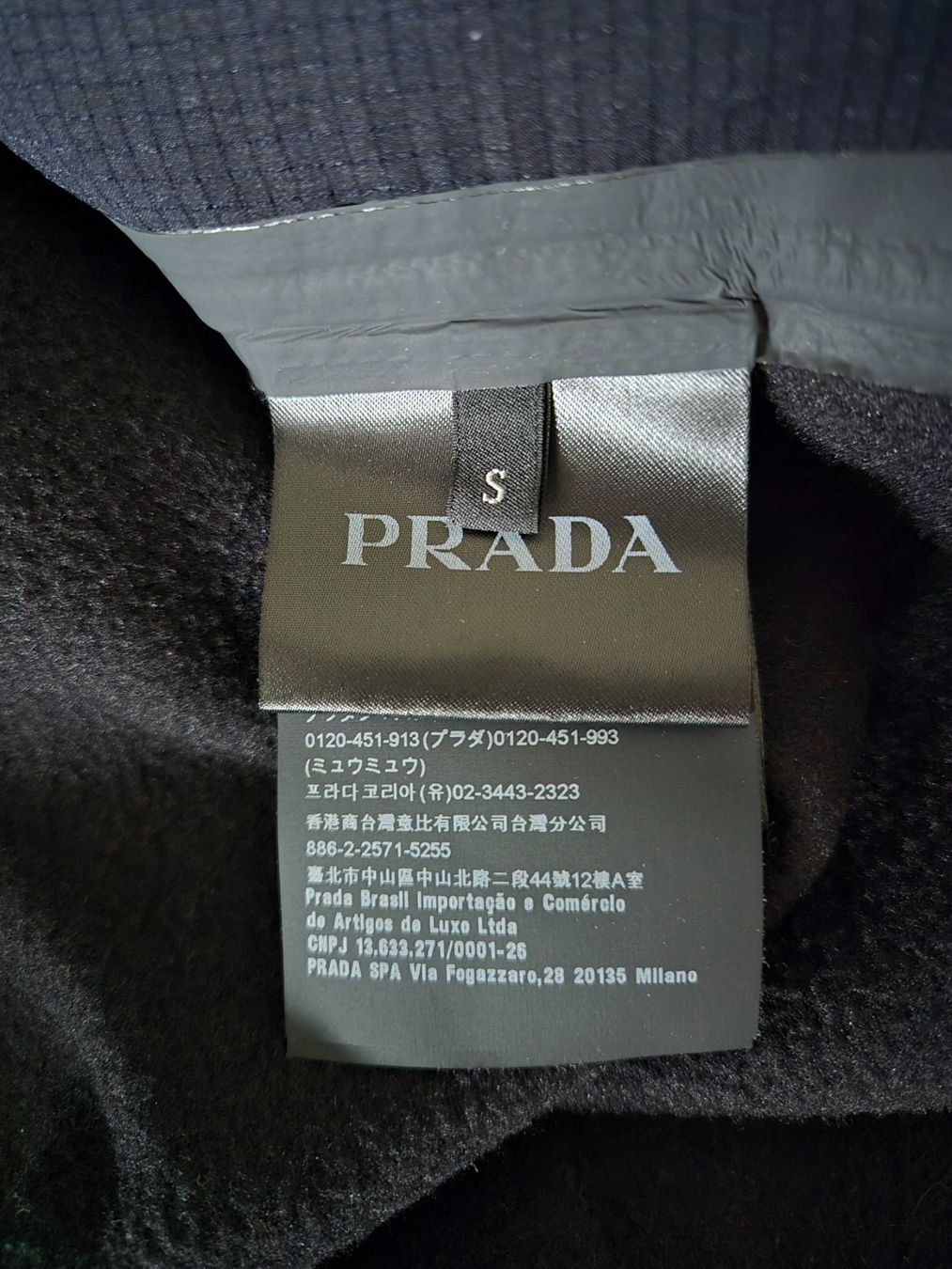 Prada Pulls & Sweat-shirts: Prada Fleece Hoodie – D'occasion à Hittnau par fiji_xt 4
