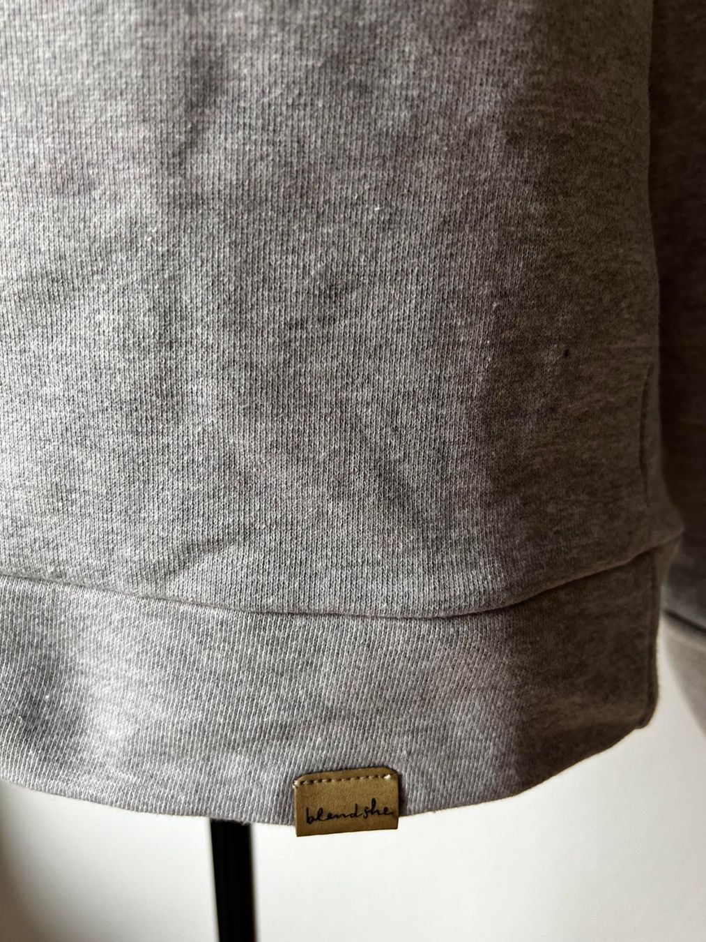 Pulls & Sweat-shirts: Neue Pulli 70% Cotton S/XS – Neuf avec emballage d'origine à Riehen par edu_92w7 2