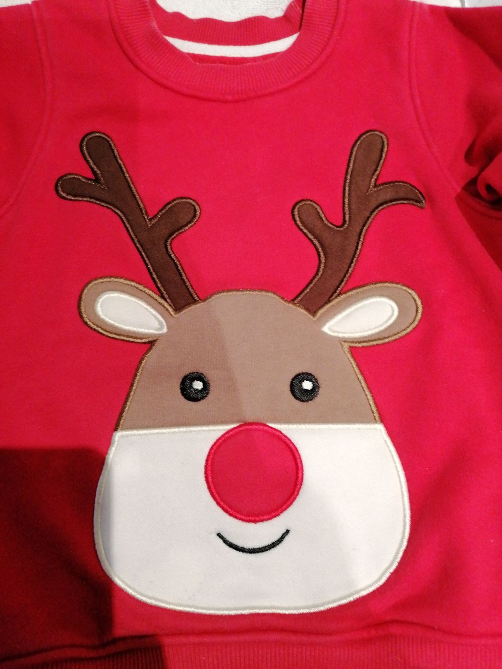 Pullover & Sweatshirts: Roter Weihnachtspullover – Gebraucht aus Huttwil von happy-82 1