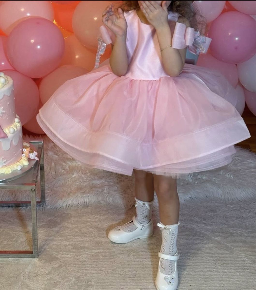 Vestiti & Gonne: Mädchenkleid in Rosa – Nuovo (secondo la descrizione) da Reinach AG venduto da val_cr2k 2