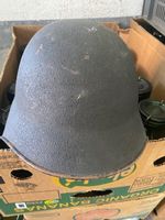 Schöner alter Militär Armee Helm Stahlhelm Soldat