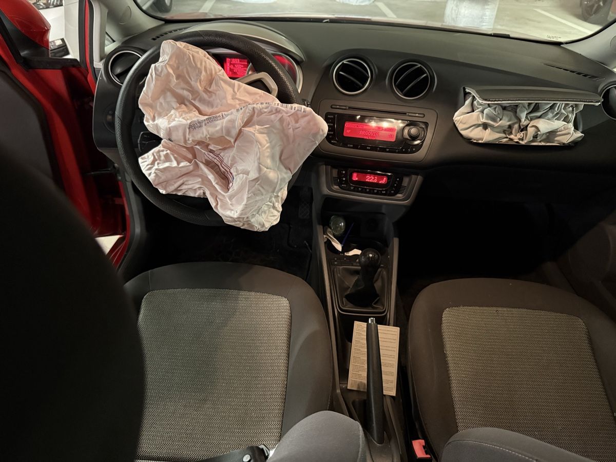 Seat Automobili: Seat Ibiza 1.4 - Unfall – Difettoso da Rupperswil venduto da AAA-111 5